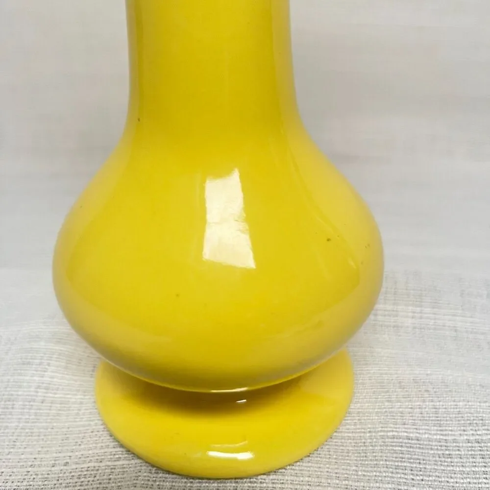 Vintage Royal Haeger Yellow Ceramic Bud Vase MCM Original Sticker 8.25” Tall